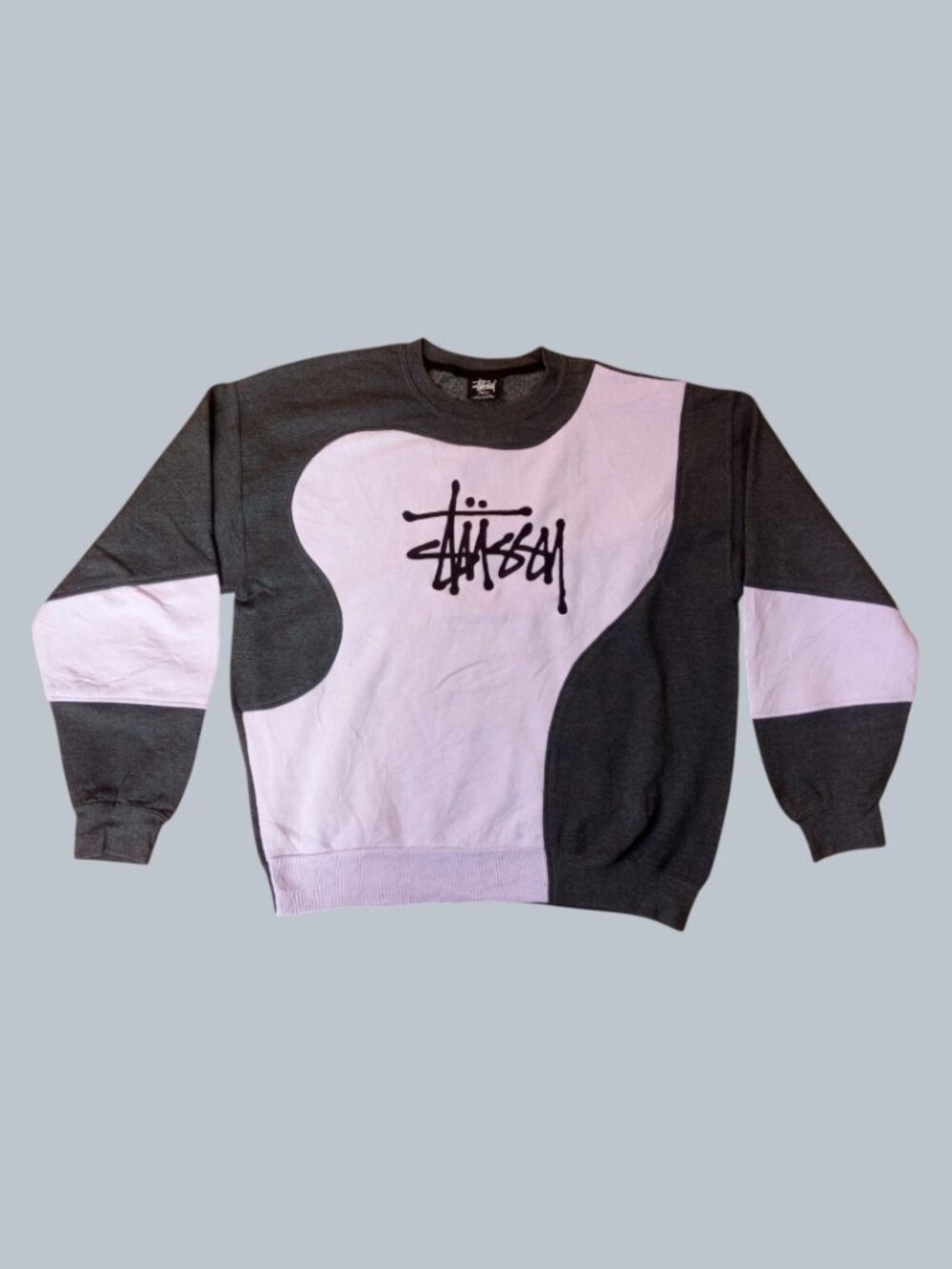 Stüssy Vintage Reworked Embroidered Sweatshirt – Size L (Unisex)